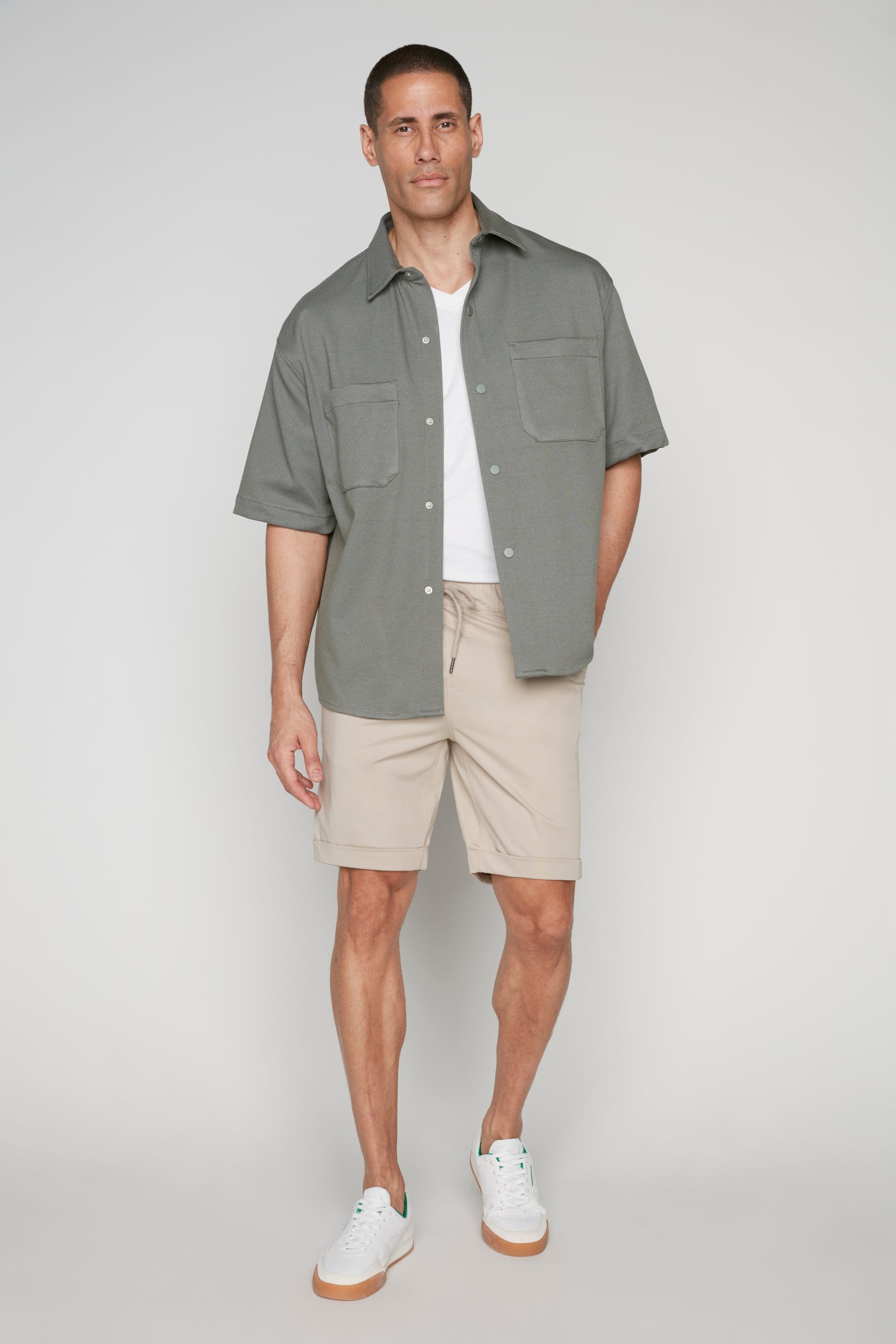 LENNON - Mens Rolled Up Shorts with Cool Stretch - Sage DNM.WORKS