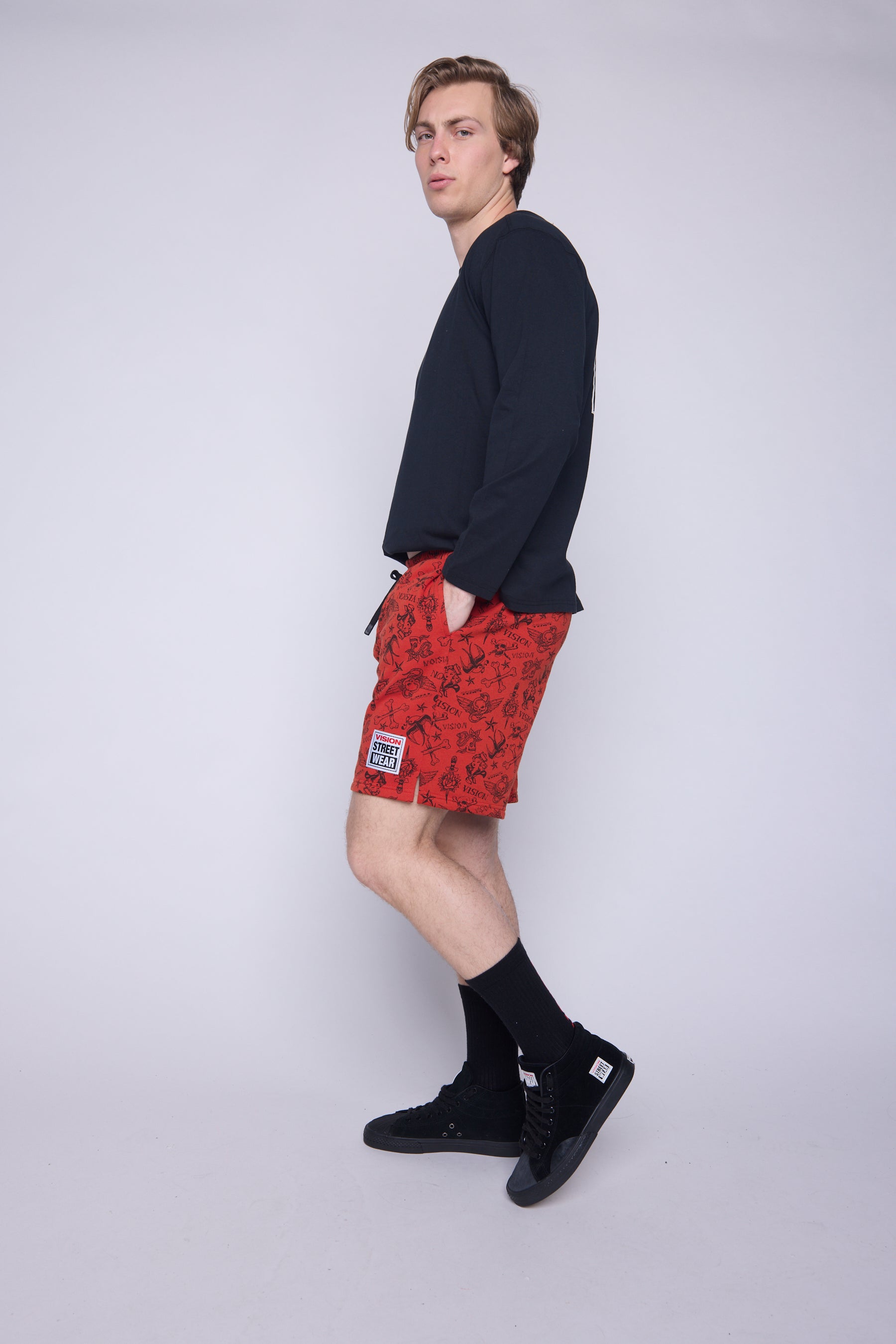 Vision Street Wear Aop Tattoo Shorts Red