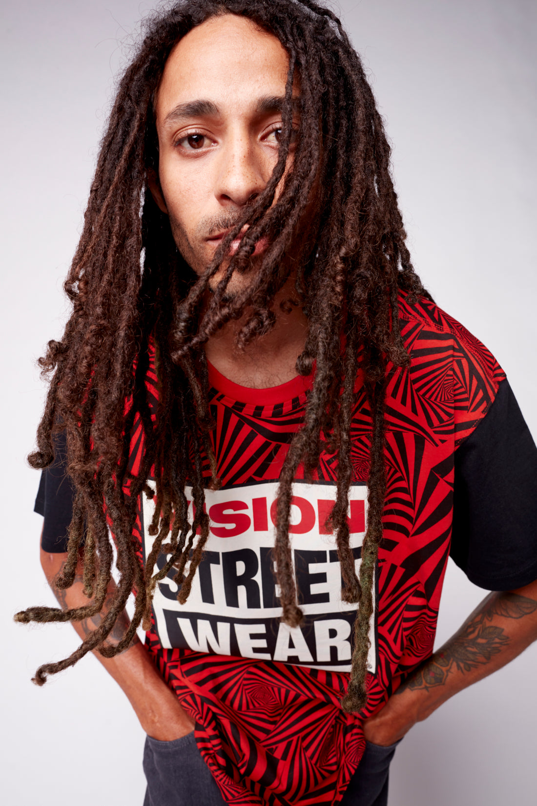 Vision Street Wear Spirals Aop Logo T-Shirt Red & Black